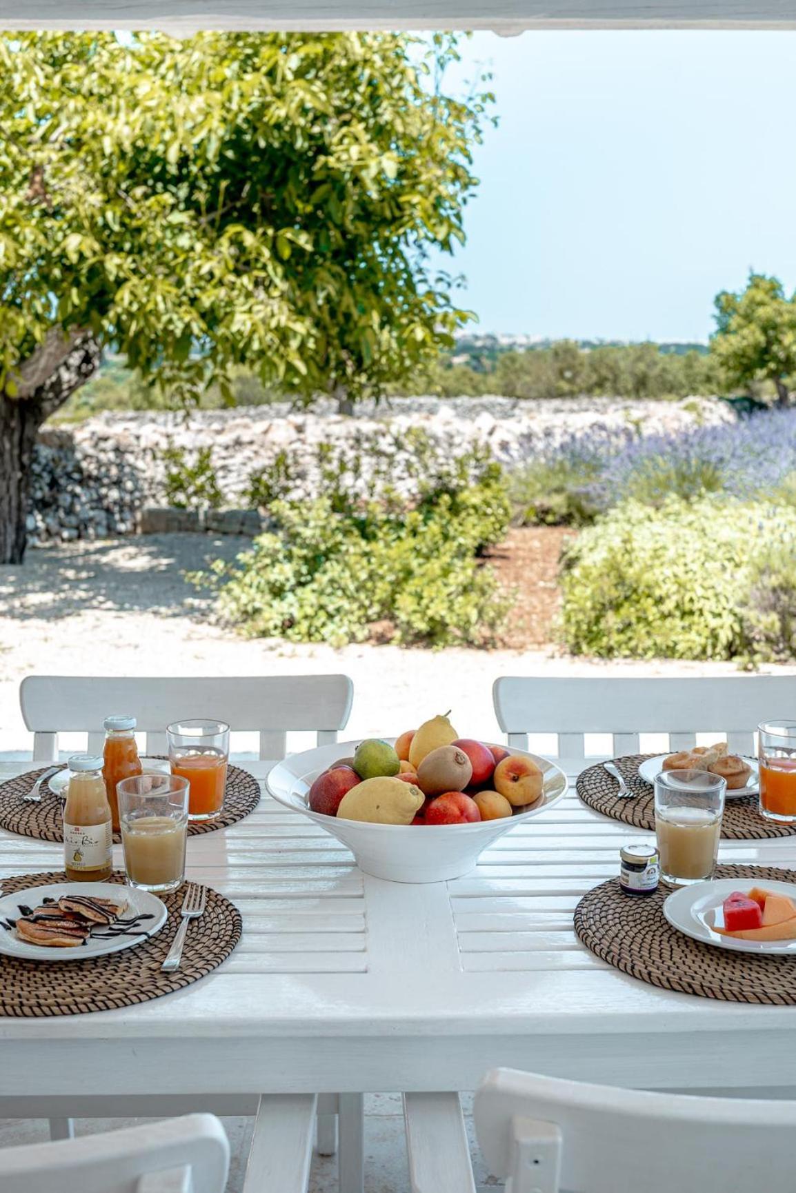Masseria Pavone Martina Franca Eksteriør bilde